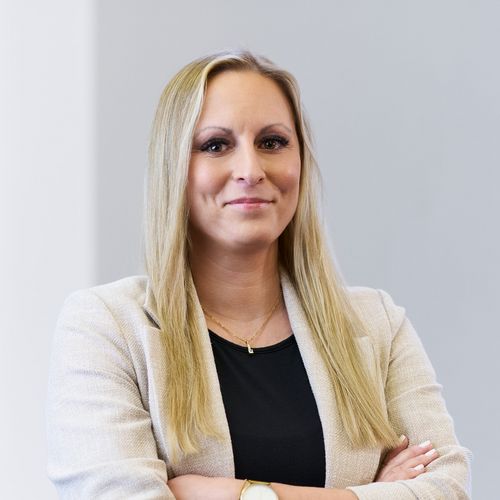 Sandra Osiewacz – Steuerfachangestellte/ Fachassistentin Lohn und Gehalt